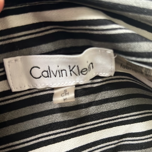 Calvin Klein blouse - Picture 3 of 3